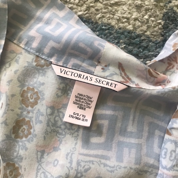 Pool Cover Up - Picture 2 of 6